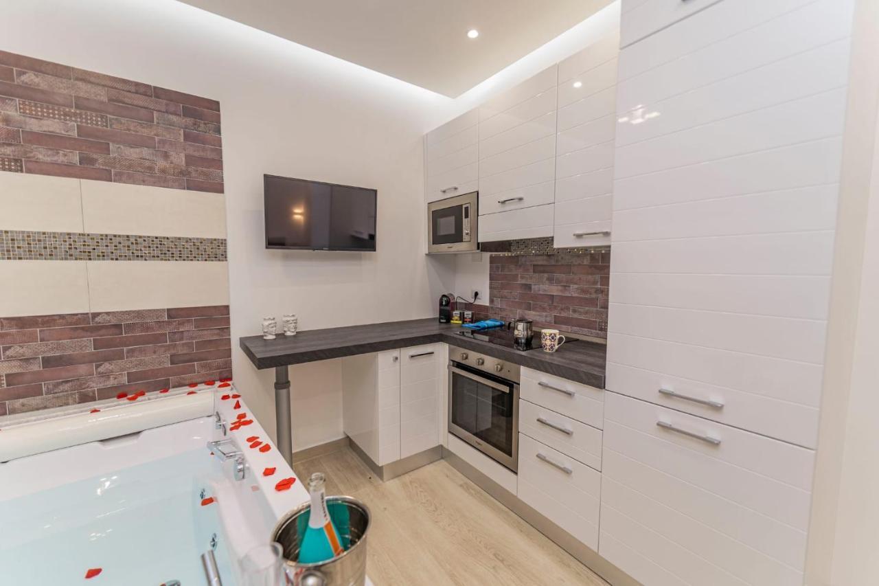 Luxurysuitepirandello Κατάνια Εξωτερικό φωτογραφία